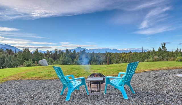 Secluded Palmer Home w/Mountain Views!