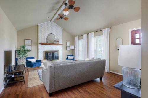Serene Getaway with Patio in Pineville