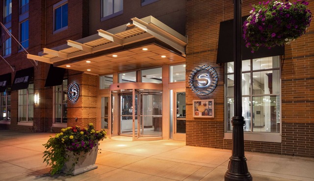Sheraton Duluth Hotel