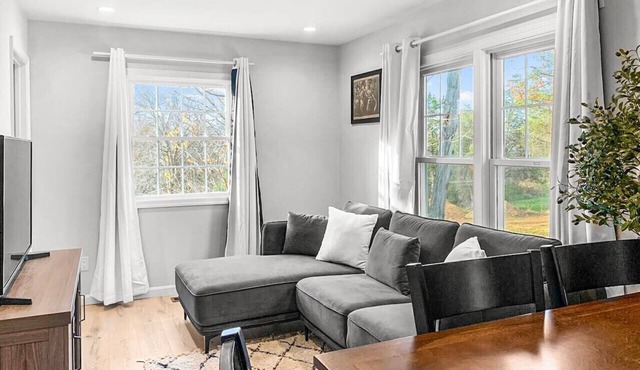 Silver Spring Serenity: 2BR/2BA, Nature & Access` in Silver Spring