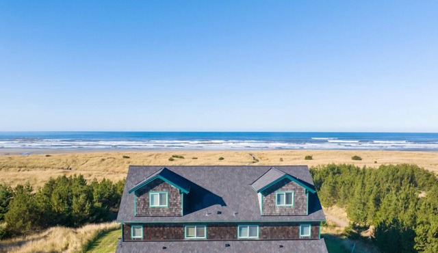 Sleep 16! OCEAN FRONT, Pets OK, PingPong, Billiards (OViewA+B)