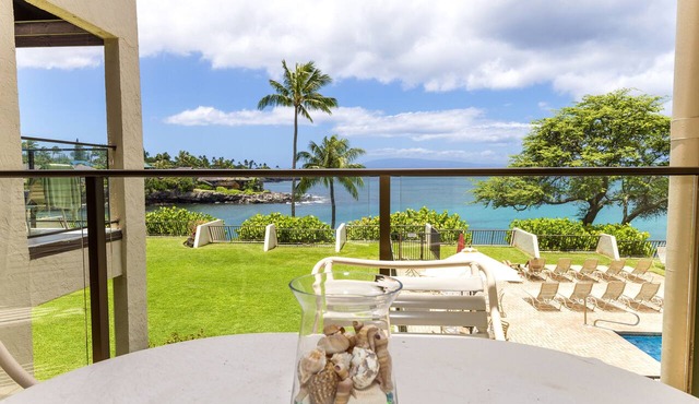 Snorkel, Relax, Explore – 2BR Oceanfront Condo Between Napili and Kapalua