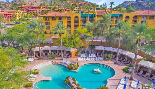 Spacious Mountain Resort Room w/Seven Pools & Private Cabanas
