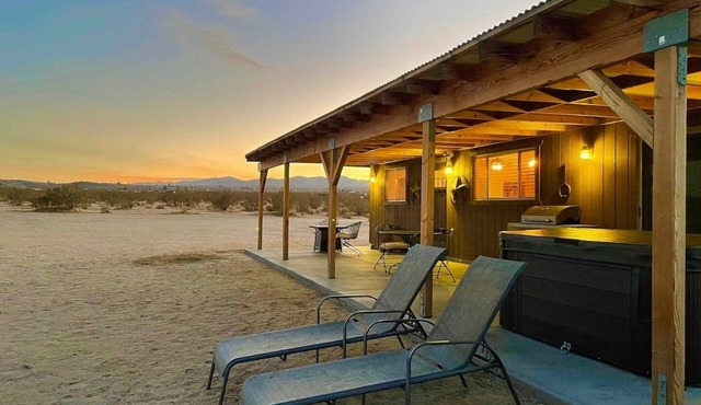 Spy Mountain Hideaway On 5 Acres W/Hot Tub & Privacy! 1 Bedroom Home by RedAwning