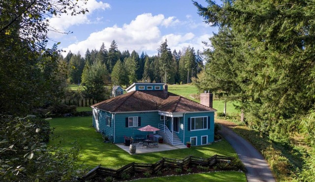 Starlight Cottage Country Chic Getaway Near Mill Creek, Snohomish, & Woodinville