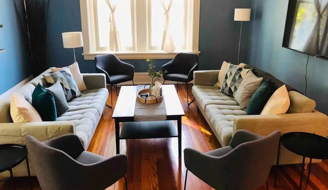 The Convent - Spacious & stylish historic home near campus & downtown Cincy
