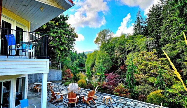 The Cullen's Clair de Lune, River-front Estate