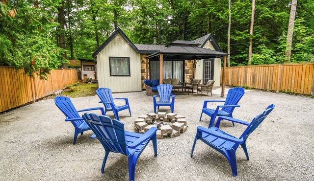 The Perfect Tiny Escape in Balm Beach for you and your family! in Tiny