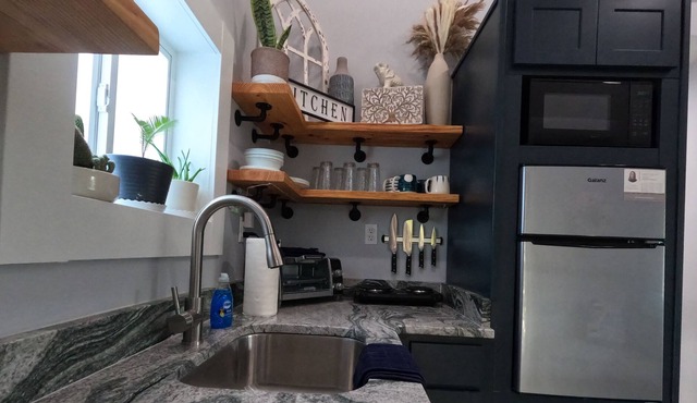 Tiny Home Minutes to Wrightsville Beach or Downtown Wilmington