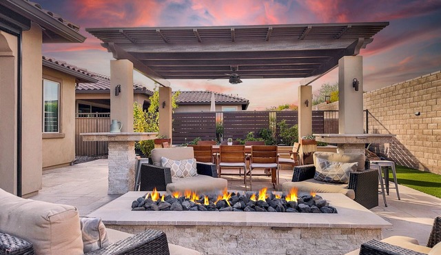 Trilogy Vistancia 55+ with Amazing Spa and Firepit. Amenities Galore.