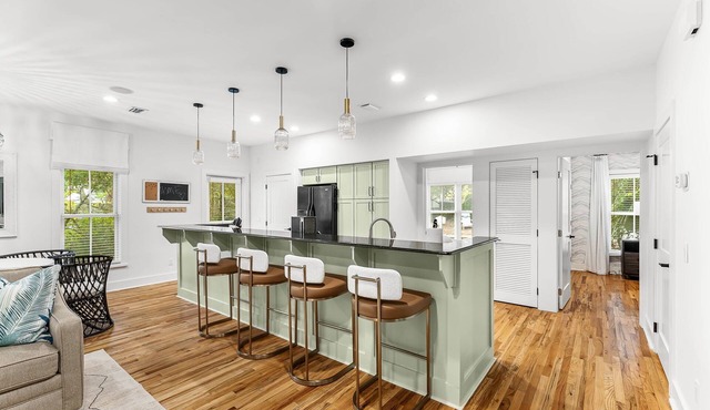 Updated 3 bedroom Cottages on 30A near Rosemary Beach