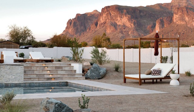 Views - Heated Pool - 10 person Hot Tub - Golf - Game Room - Pickleball Court