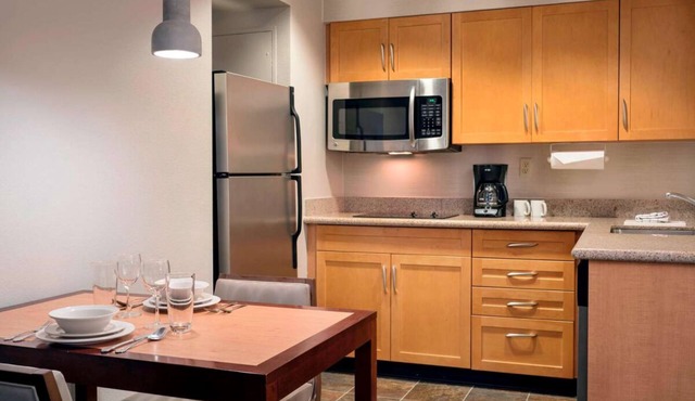 Visit Copper Square & Phoenix Art Museum! Pet-friendly, Kitchen, Self Parking!