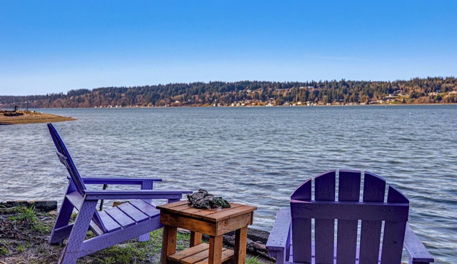 Walk to Beach! Scenic 'Wine Studio' in Gig Harbor