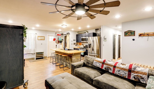Walk to Dtwn: Dog-friendly Retreat in Fairbanks!