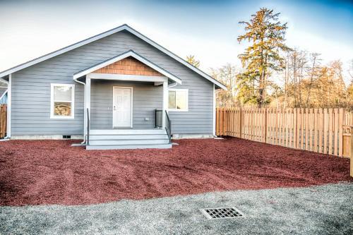 Wave Crest Cottage