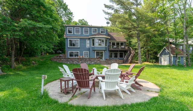 Whispering Pines Cabin on Devils Lake