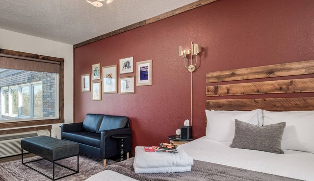 Work & Stay | Free Parking | Simple Comfort