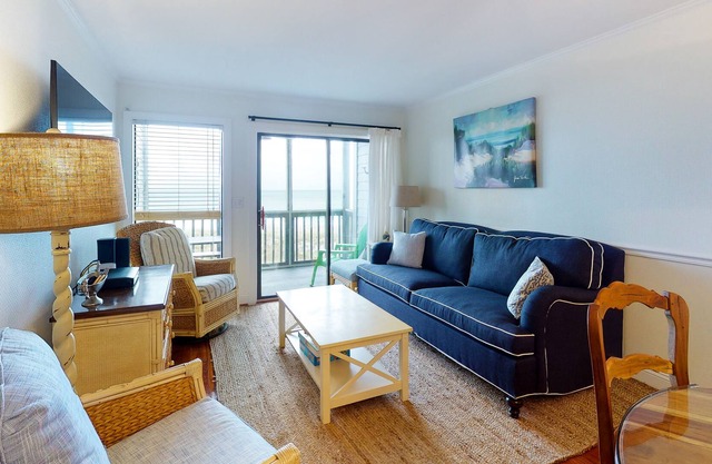 Second-Floor, Oceanfront Condo with Balcony, WiFi, Laundry & Shared Pool in Atlantic Beach