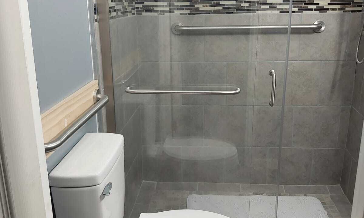 Photo of Bathroom in West Wytheville
