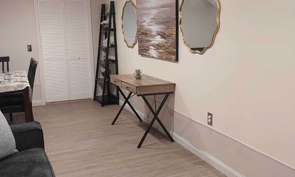 Photo of Livingroom in West Wytheville