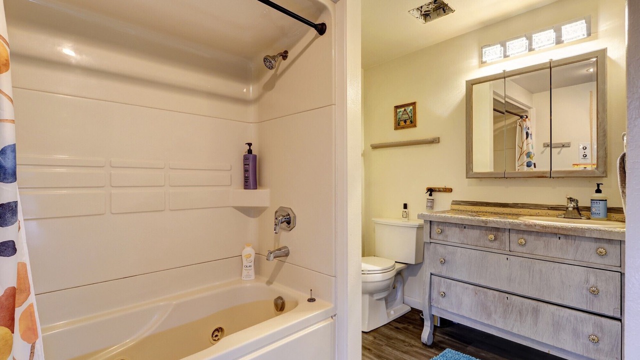Photo of Bathroom in Alyeska