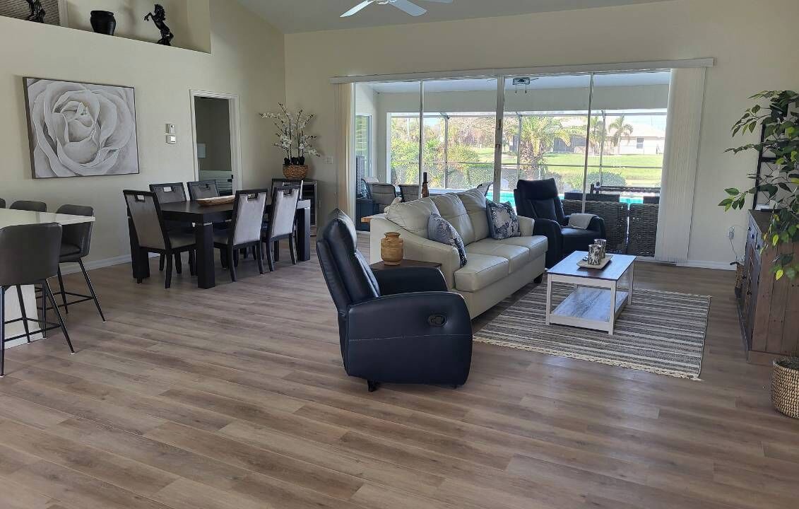 Photo of Livingroom in White Marsh