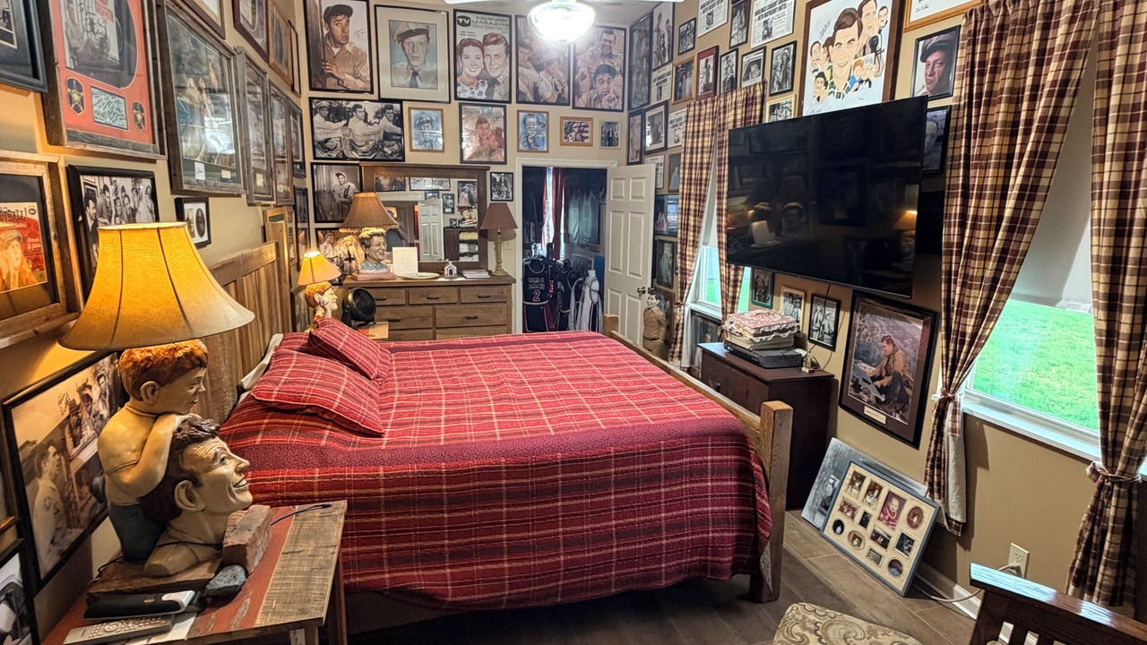Photo of Bedroom in South Charleston